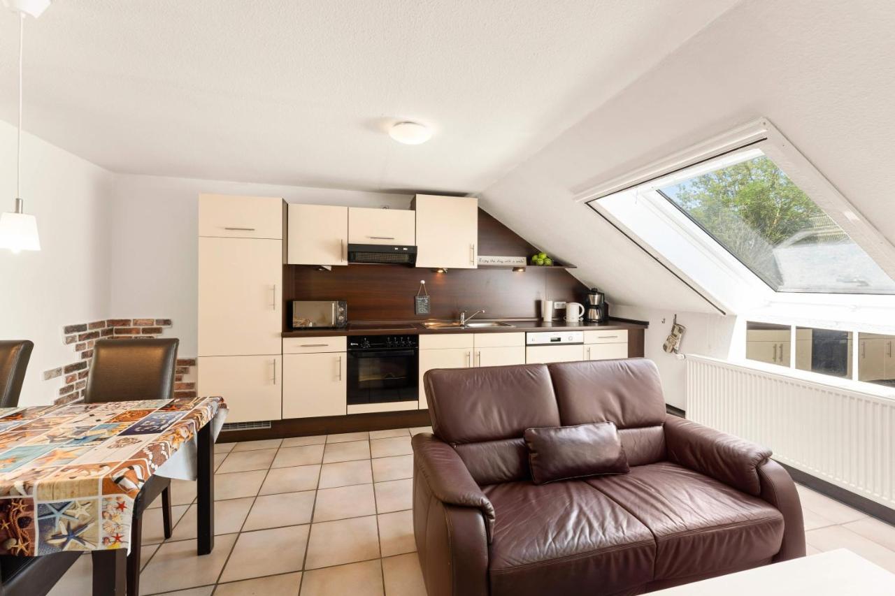 Apartamento Grashaus Upleward Krummhörn Exterior foto